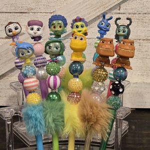 Disney beaded pens with Doorable topper