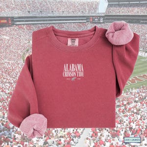 Alabama Crimson Tide Embroidered Sweatshirt | Vintage Oversized Game Day Crewneck | Comfort Colors Bama Pullover