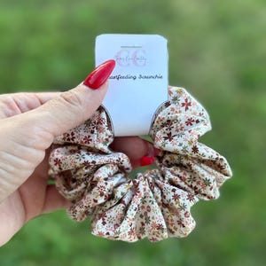 Breastfeeding Scrunchie-Snap Wristband for Nursing Moms, New Mom Gift, Handmade Fabric Hair Tie