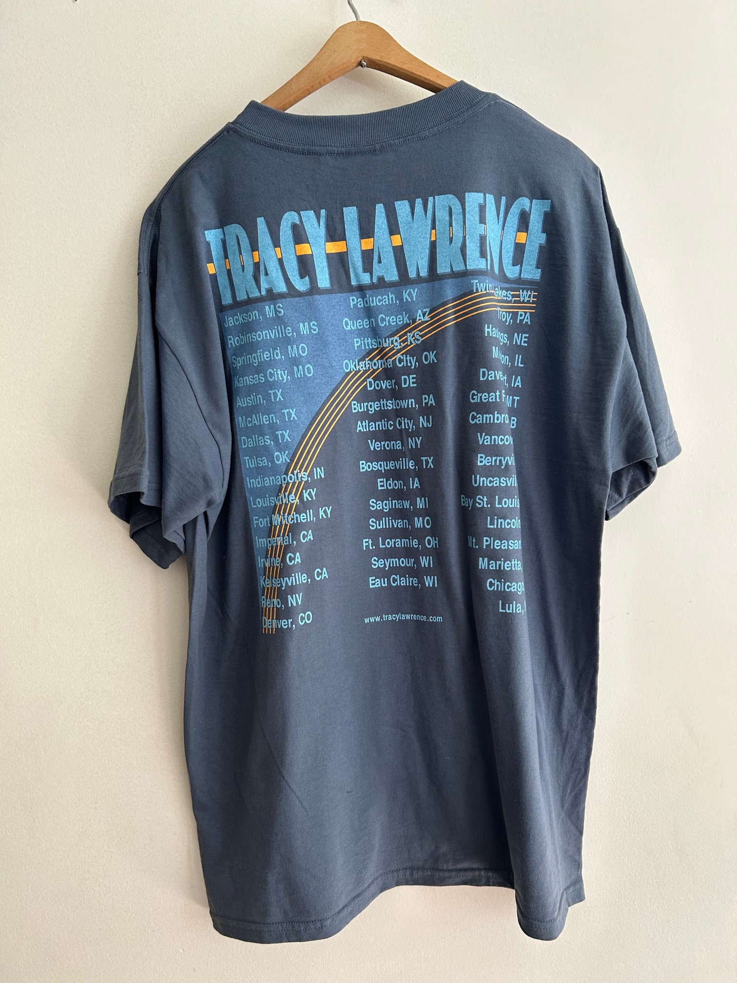 VINTAGE TRACY LAWRENCE LIVE TEE SHIRT 90s SIZE LARGE MADE IN
