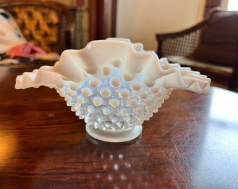 Vintage Opalescent Fenton Hobnail Ruffled Edge 1940's Bowl