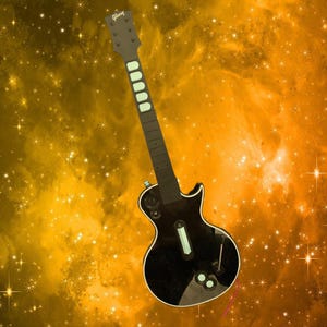 Könnte beinhalten: Eine schwarze E-Gitarre vor einem goldenen Sternenhimmel. Die Gitarre hat einen schwarzen Korpus und einen schwarzen Hals mit weißen Bundmarkierungen. Die Gitarre befindet sich vor einem Sternenhimmel.