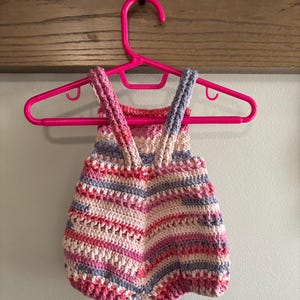 Super soft Baby Romper made in 100% cotton.  size 0-3 months