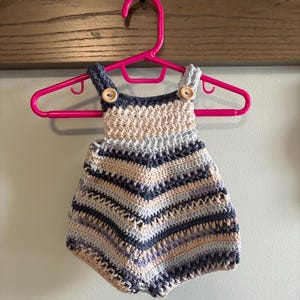 Super soft Baby Romper made in 100% cotton.  size 0-3 months