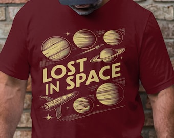 Koszulka z grafiką Lost in Space, koszulka retro Space Exploration, unikalna koszulka z motywem planetarnym, koszulka vintage astronauta, fajna koszulka science fiction