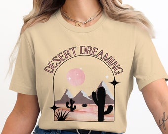 Camiseta Desert Dreaming, Escena retro del desierto al atardecer, Camiseta gráfica de cactus, Top estético vintage, Ropa Boho Vibes, Camisa amante de la naturaleza