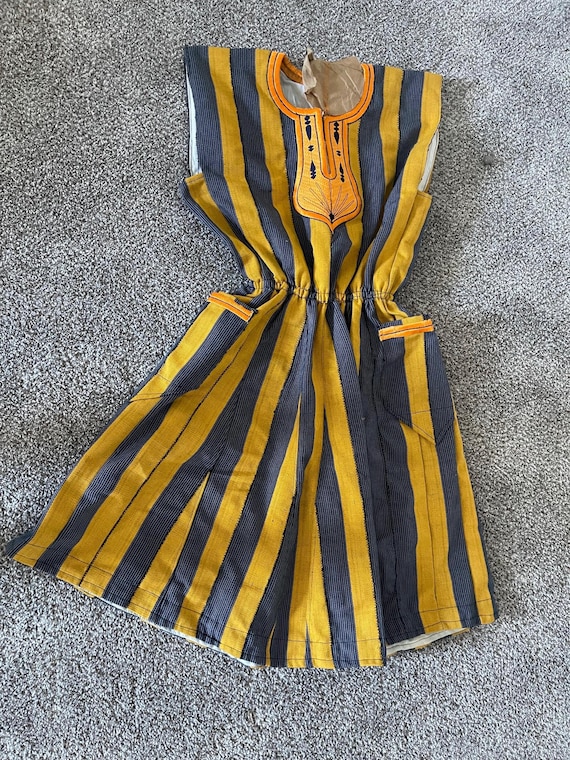 Brand-new, traditional Ghanaian women's smock/ fugu 100% authentic and handmade.