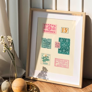 Vintage-Wandkunstdruck, Collage-Poster mit Stempeln und Tickets, rosa und türkisfarbener ästhetischer Druck für Heimdekoration, sofortiger digitaler Download