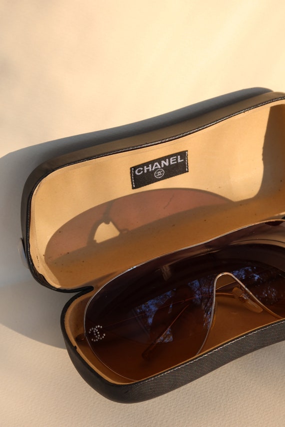 Authentic Vintage Chanel Sunglasses - image 4