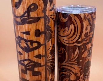 Copo térmico de aço inoxidável fino com gravação em couro e madeira do Texas | 887 ml (30 oz), presente personalizado com nome para ele, copo rústico do oeste do Texas, presente para padrinhos