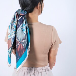70x70cm Square Silk Scarf, Hand-rolled Hem, Hope Design, Luxury Pure Silk
