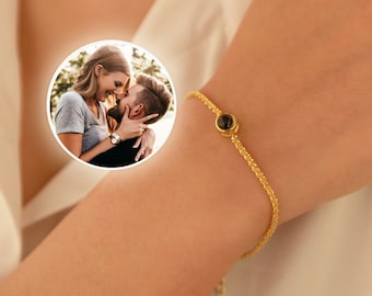 Custom Photo Projection Bracelet,Personalized Picture Inside Bracelet with Sparkling Chain,Gifts for Mom,Friendship Bracelet for Couples