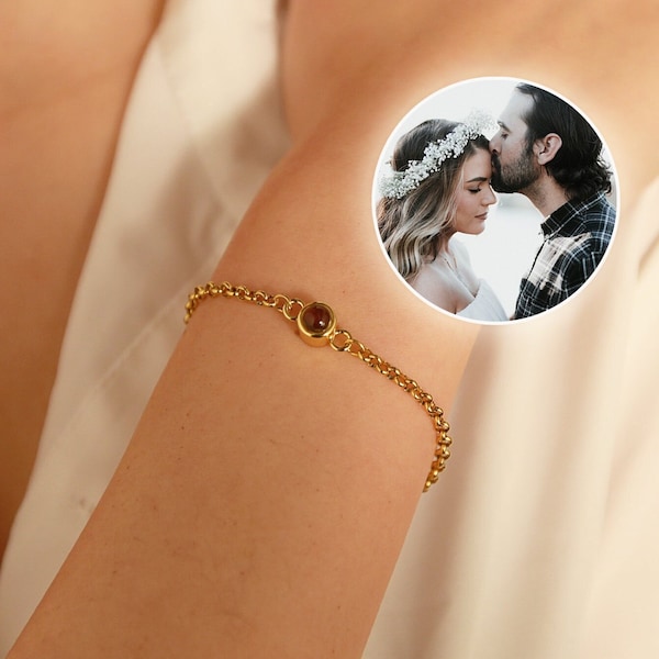 Photo Projection Bracelet,Personalized Picture Inside Bracelet,Custom Picture Bracelet,Couples Bracelet,Trendy Best Friend Gift,Gift for Mom