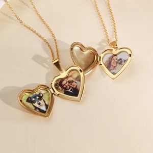 Personalized Heart Locket Necklace with Photo,Custom Engraved Heart Locket,Photo Locket Pendant,Gift for Her,Best Friend Gift,Christmas Gift