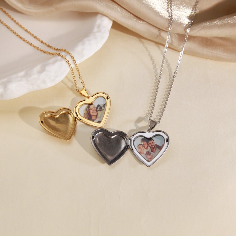 Collier médaillon coeur personnalisé en plaqué or 14 carats, collier médaillon coeur avec photo, pendentif étanche, médaillon qui s'ouvre, cadeau pour maman image 4