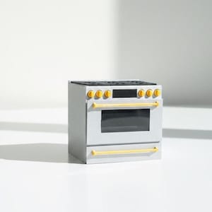 Miniaturowa kuchenka Café Smart Kitchen Range | Kuchenka i piekarnik w domku dla lalek | Model w skali 1:12 | Stal nierdzewna + szczotkowane złoto