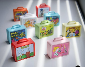 Miniature Retro Lunchbox Set of 2 | 1:12 Scale Dollhouse Accessories | Vintage Toy Box Collectibles | Diorama Prop | Handmade Mini Lunch Box