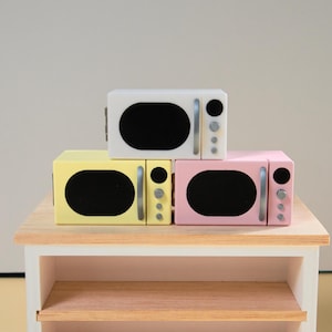 Miniature Retro Microwave | 1:12 Scale | Kitchen Appliance | Miniature Oven | Cute Kawaii Miniature | Roombox | Dollhouse Kitchen Accessory