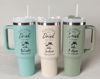 Copo de praia personalizado para viagem de meninas, copos de férias personalizados de 40 oz, presente de fim de semana para meninas, copos gravados a laser, caneca de aço inoxidável