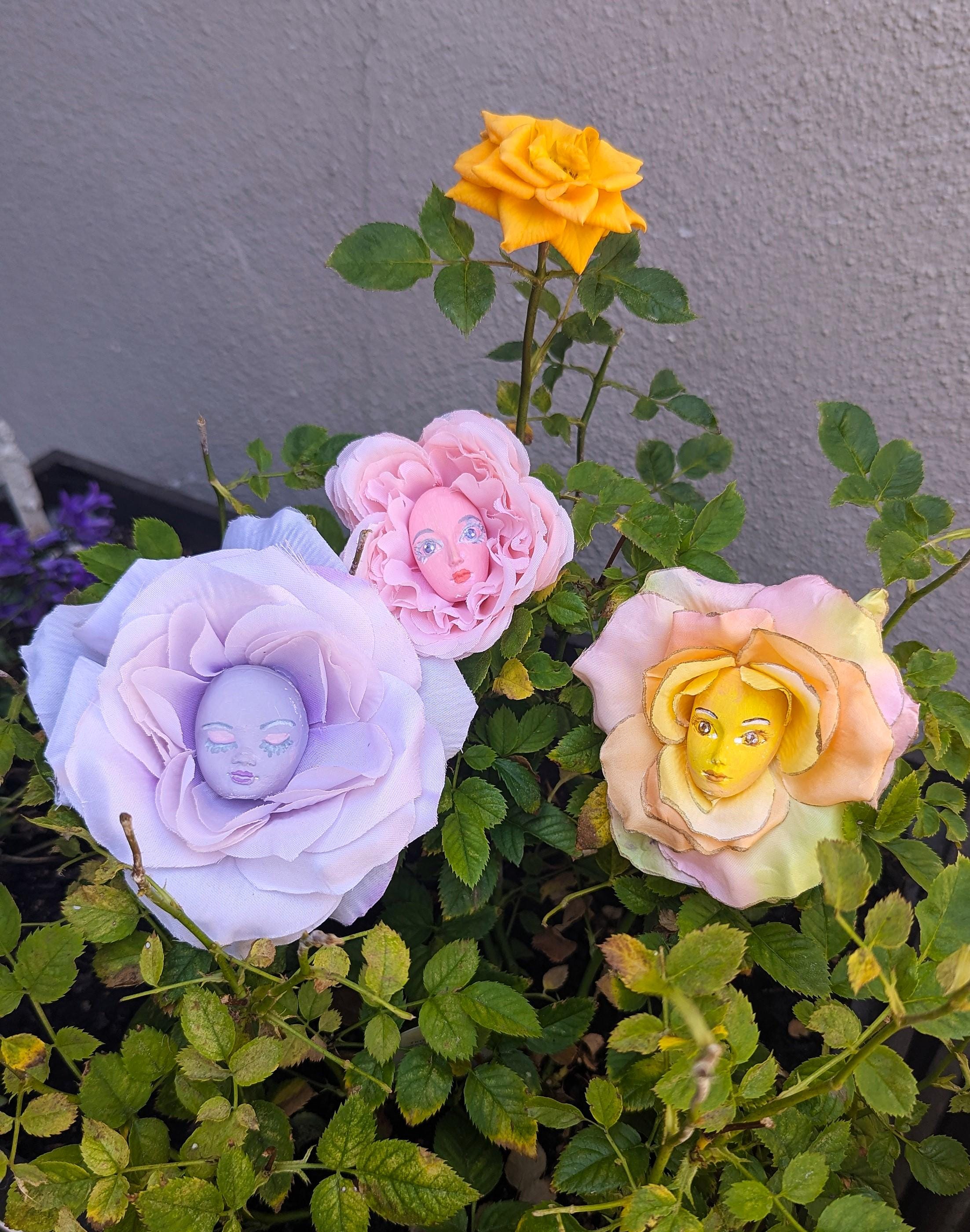 Talking Flowers From Alice in Wonderland – Hand-painted Clay Heads