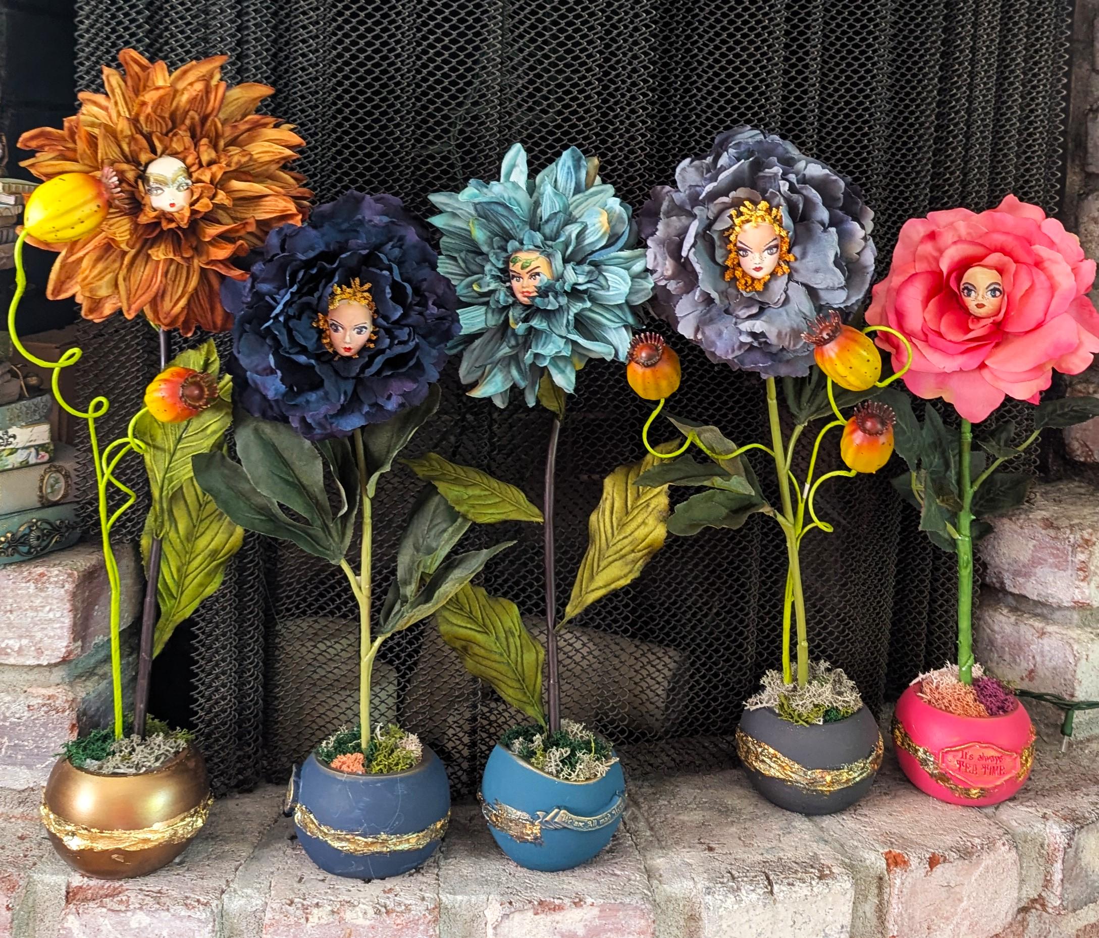 Alice in Wonderland Talking Flowers: Hand-painted Clay Faces in