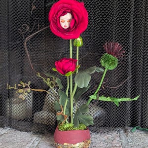 Talking Flowers from Wonderland – Hand-Painted Clay Faces in Concrete Pots – Alice in Wonderland Party Decor