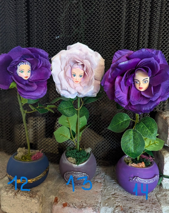 Alice in Wonderland Talking Flowers: Hand-painted Clay Faces in