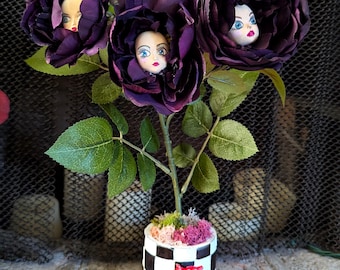 Alice in Wonderland Talking Flowers: Hand-Painted Clay Faces in Concrete Pots