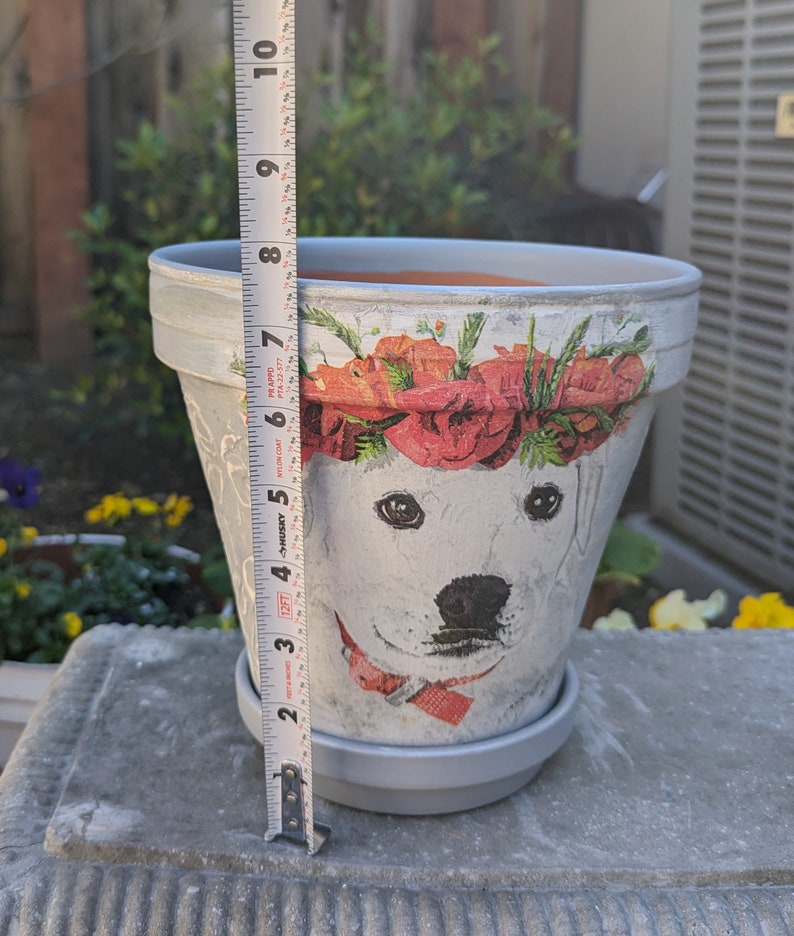 Alice in Wonderland Planter: Handmade Clay Plant Pot, Garden Decor (8") bild 4