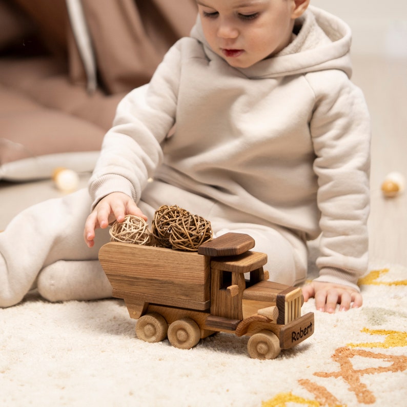 Personalized Truck Toy, Wooden Car Toy, Custom Birthday Baby Gifts zdjęcie 7