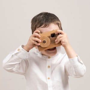 Personalized Wooden Camera Toy: Handmade Eco-Friendly Toddler Gift