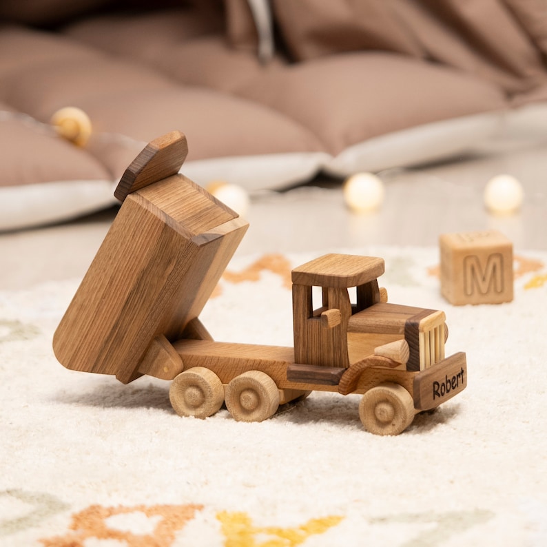 Personalized Truck Toy, Wooden Car Toy, Custom Birthday Baby Gifts zdjęcie 4