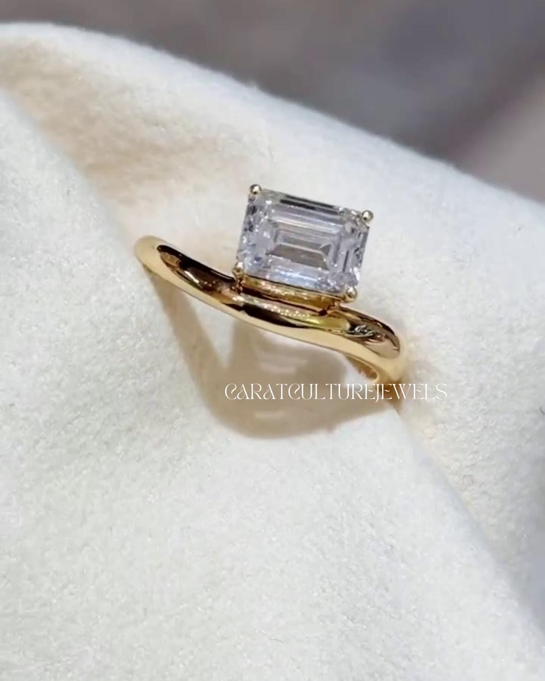 Step Cut Riing 1ct Emerald Cut Moissanite Engagement Ring, Unique Bypass Shank ...