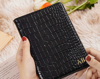 Alligator print Leather Kindle Case Groovy Custom Leather All New kindle Custom Name Kindle 7" 2024 case Gift for her