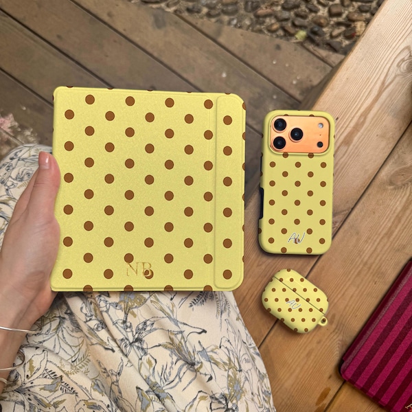 Personalized Polka Dot Kindle Case – Customizable Bookish Paperwhite Cover