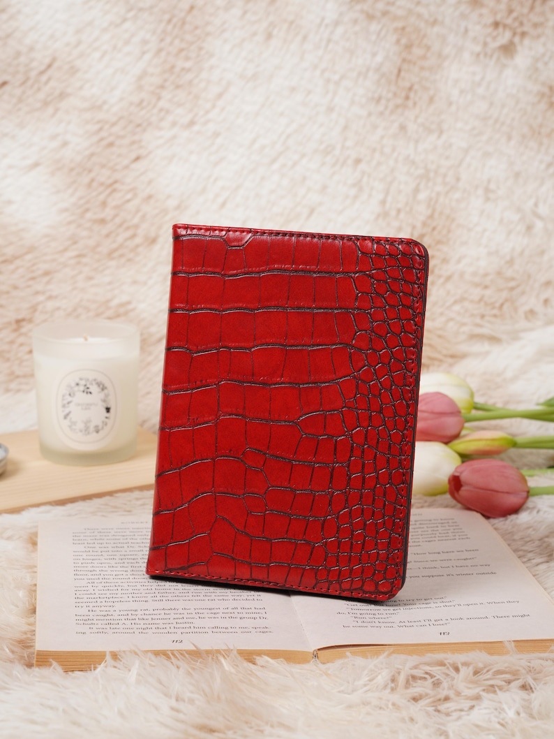 Alligator print Leather Kindle Case Groovy Custom Leather All New kindle Custom Name Kindle 7" 2024 case Gift for her image 12