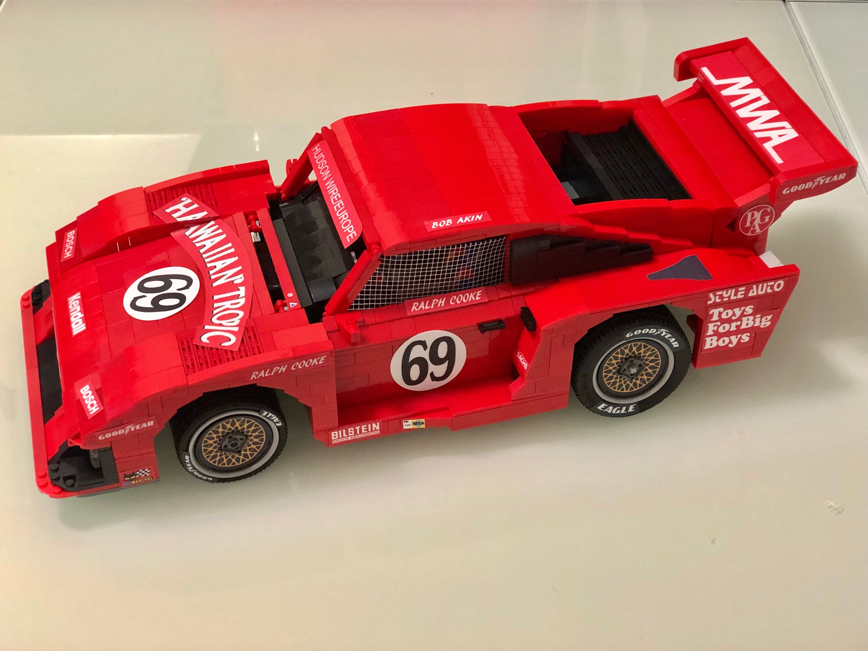 1/8 MOC Block Building Brick Kit PORSCHE 935 K3 Le Mans 1980 Hawaiian Tropic Modelcar Car Model