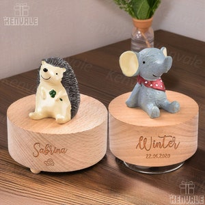 Engraved Wooden Animal Music Box,Personalized Wooden Music Box,Animal Musical Box,Wooden Baby Toy,Custom Newborn Gift,First Birthday For Her