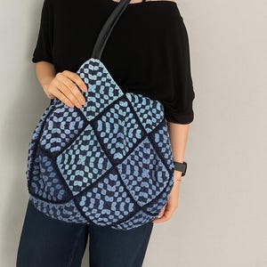 Crochet Granny Square Tote Bag: Blue Patchwork Cotton Shoulder Bag