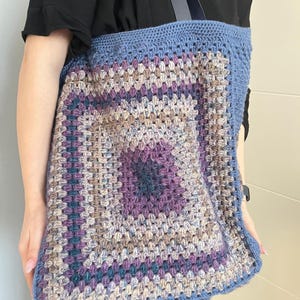 Große handgemachte lila blaue Einkaufstasche mit Innentasche