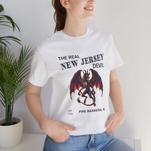 Koszulka z grafiką „New Jersey Devil”: Koszulka unisex „NJ Pride”