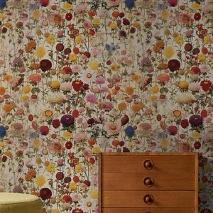 Carta da parati beige con fiori di campo | Decorazione da parete botanica vintage | Ristrutturazione casa | Arte della parete | Carta da parati in vinile staccabile e incollabile o non autoadesiva