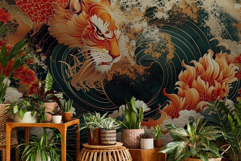 K&ouml;nnte beinhalten: Ein farbenfrohes Wandbild mit einem stilisierten Tiger mit orangefarbenem und rotem Fell vor einem dunkelblauen Hintergrund mit wirbelnden Wellen und goldenen Akzenten. Das Gesicht des Tigers ist prominent, mit scharfen Z&auml;hnen und einem wilden Ausdruck. Das Wandbild wird von Topfpflanzen eingerahmt, die der Szene einen Hauch von Natur verleihen.