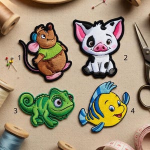 Personalisierte Disney Prinzessin Sidekicks Patches, Disney Tiere Stickerei, Disneyland Trip, Disney Geschenke, Pascal Flounder Gus Gus Mops Schwein