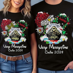 Camiseta navideña de Mickey & Friends de Disney Cruise Line, camiseta navideña de Disneyland, camiseta navideña de Disney con gorro de Papá Noel, camisetas de crucero