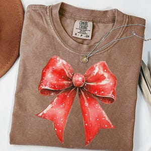 Comfort Colors® Coquette Bow Christmas Shirt for Women Vintage Christmas Shirt Womens Shirt Winter Shirt Holiday Shirt Christmas Sweatshirt
