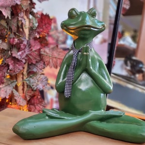 amousa Frogs Figurines Yoga Decor, Mini Meditating Frogs Garden Sculpture  Outdoor For Porch Yard, Cute Frogs Yoga Statues Collectibles Indoor