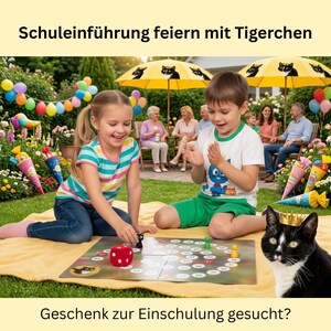 Pode incluir: Duas crianças jogando um jogo de tabuleiro ao ar livre em um cobertor amarelo. O jogo apresenta um logotipo de gato preto. Um gato preto e branco usando uma coroa está em primeiro plano. O texto diz "Schuleinführung feiern mit Tigerchen" e "Geschenk zur Einschulung gesucht?"