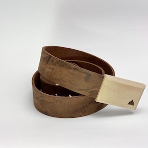 Belt | Wooden belt | Belt buckle | Leather belt | Buffalo leather | Leather | Gift | Leather belt with wooden buckle | Mountain | Maple | Wood