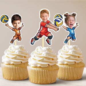 Adornos para cupcakes con caras personalizadas de voleibol Adornos para cupcakes con caras personalizadas de voleibol Fiesta de voleibol Adornos para cupcakes con caras personalizadas de voleibol Pastel de voleibol
